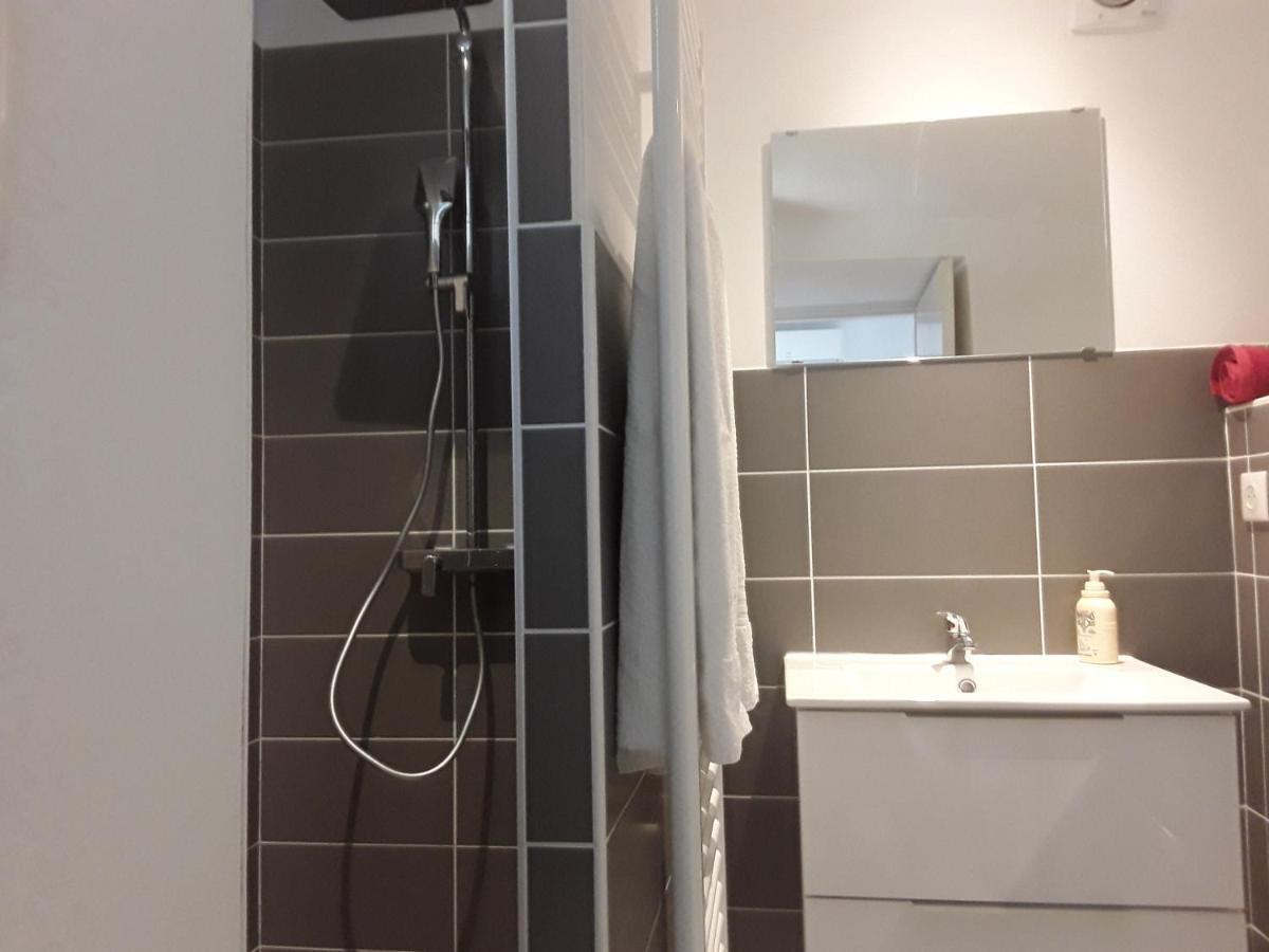 Chambres D'Hotes Lovely Planette Nimes Exterior foto