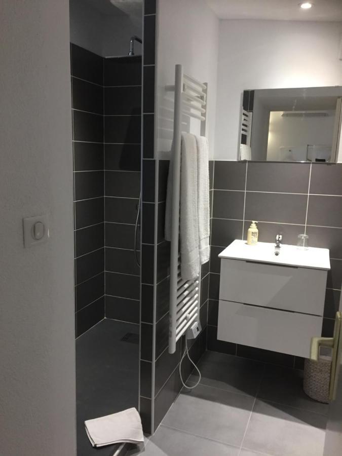 Chambres D'Hotes Lovely Planette Nimes Exterior foto